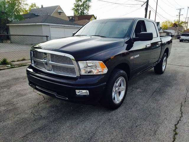 2014 RAM Ram Pickup 1500 4x4 Express 4dr Crew Cab 5.5 ft. SB Pickup
